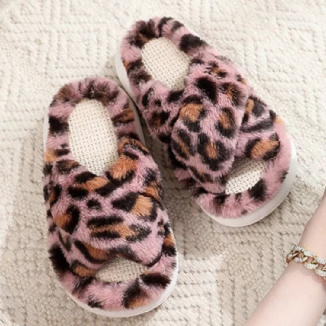 Lush Mellowz Linen Slippers