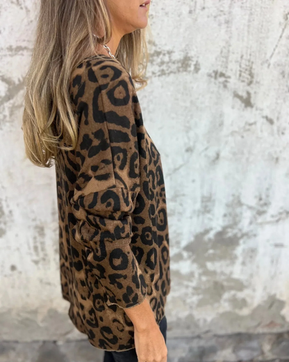 HANNAH – CHIC LEOPARD PRINT TOP