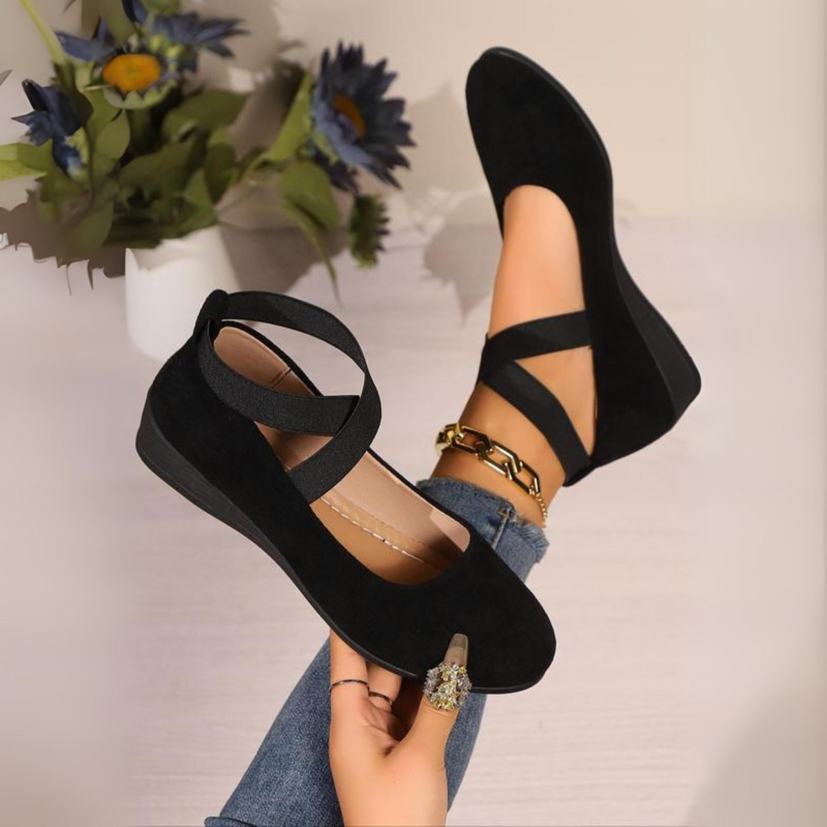Viga™ | Closed Wedge Ballerina Flats