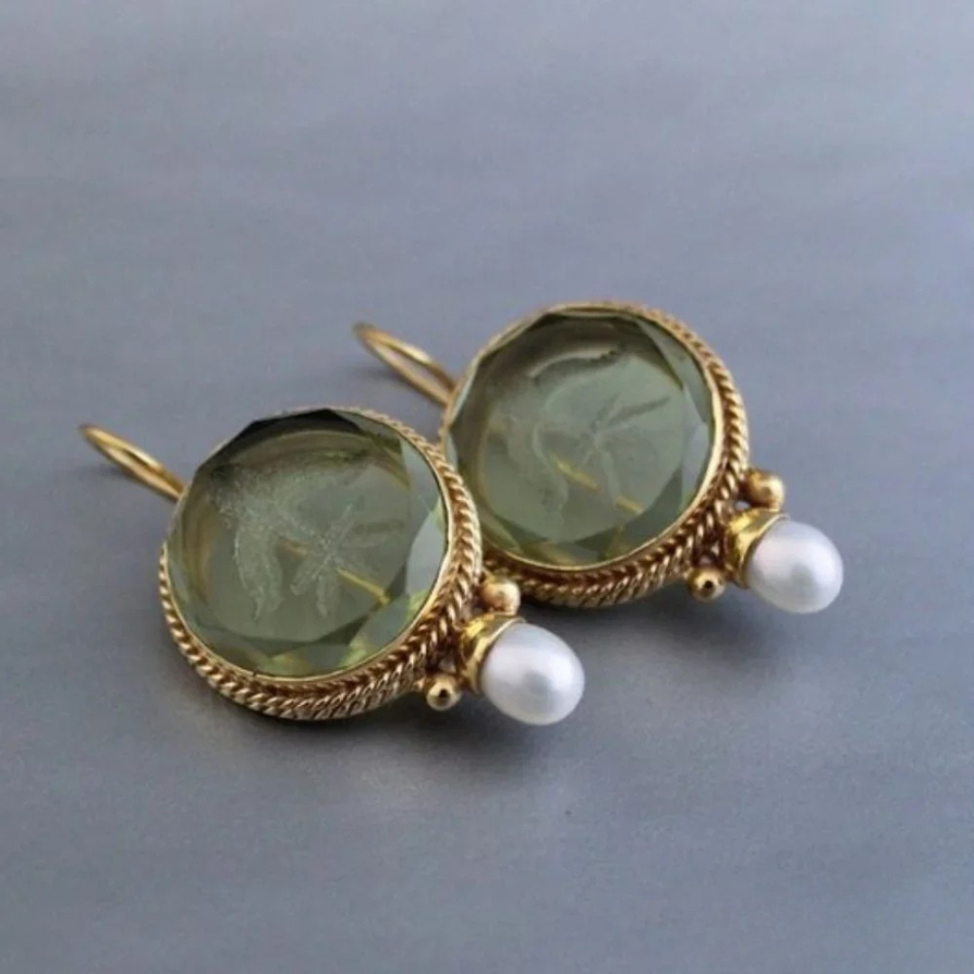 Classic Retro Earrings with Green Stones and Pearls