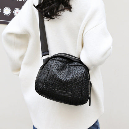 Soleil - Chic Lightweight Shell Crossbody Bag