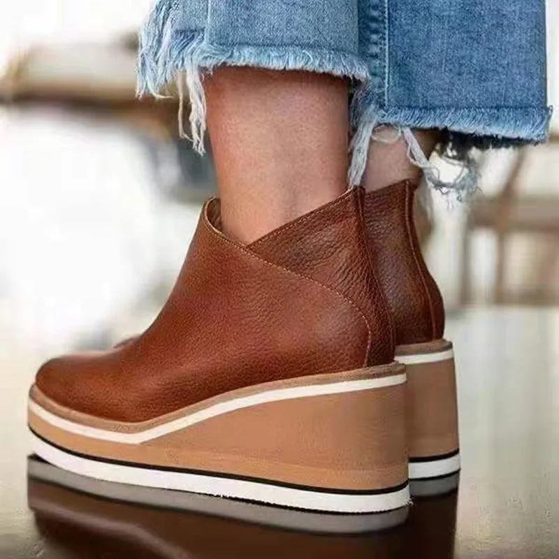 AVA – CHIC PLATFORM SUEDE ANKLE BOOTS