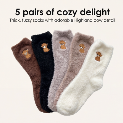 Cozymoo – Fuzzy Highland Cow Socks