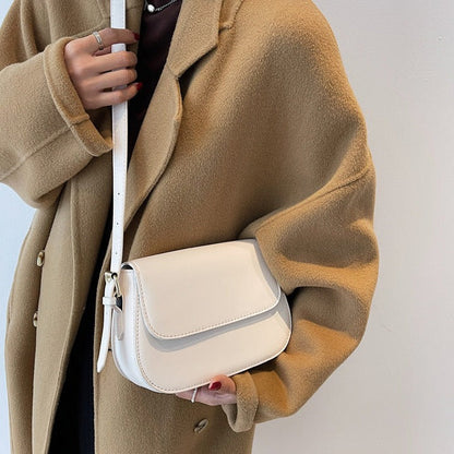 Eldborg | Elegant shoulder bag in muted nude tone