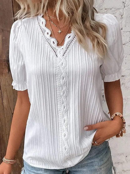 Mélissa | Elegant Blouse with Delicate Details