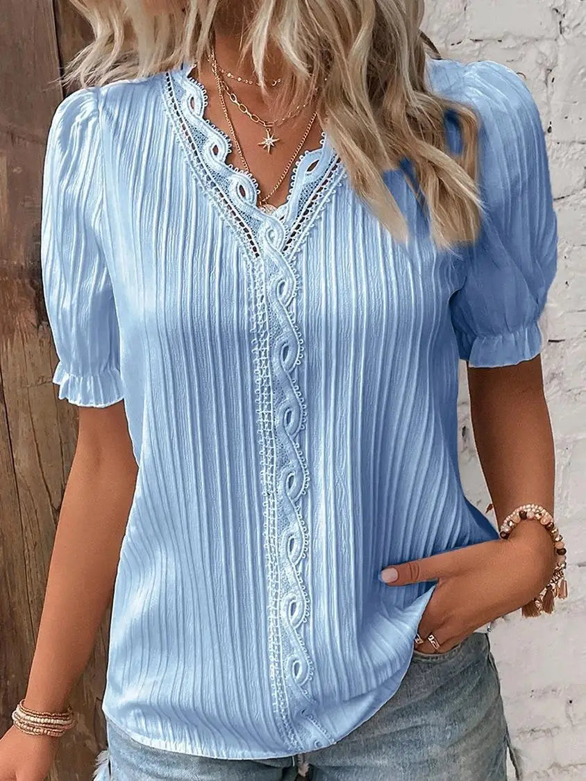 Mélissa | Elegant Blouse with Delicate Details