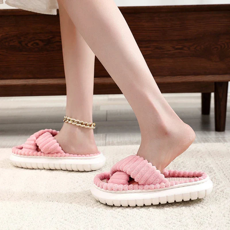 Lush Mellowz Linen Slippers