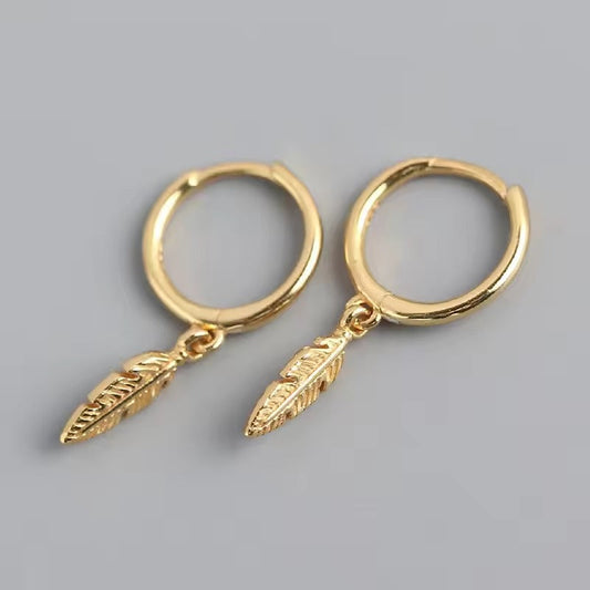 Vintage Gold Star Drop Earrings