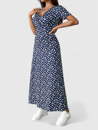 Yulivette | Sophisticated Maxi Dress