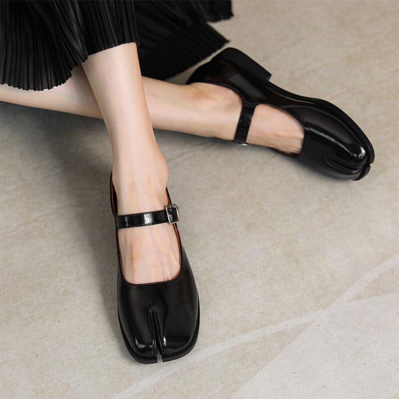 Dahlia - Vintage Women’s Split Toe Shoes